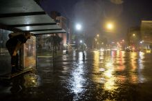 Özönvíz
Több mint 80 milliméternyi eső hullott le augusztus 18-án a 13. kerületben,  egy óra alatt. Ez több mint az egy havi átlag. A felvételek a Béke téren készültek.